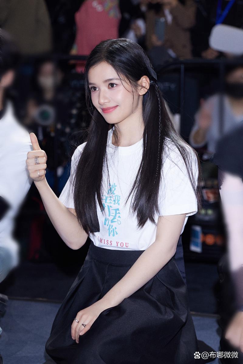 张婧仪