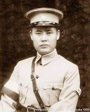 “九一八”后日军为什么没打进北京城，他的抗战功不可没