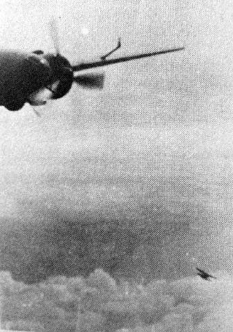 侵华日军镜头里的中日空中对决