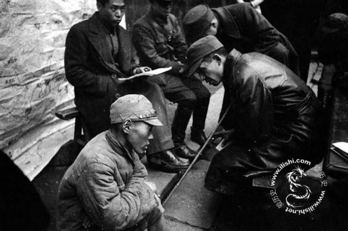 战争中被俘虏的日本士兵