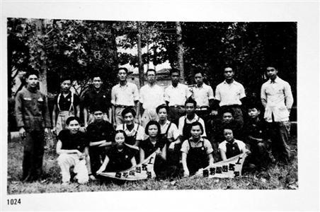 战地服务队在奉贤:动员全国同胞 争取抗战到底