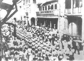 抗战时期华人华侨的贡献——华侨机工奋战在千里滇缅公路(组图)