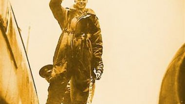 “纸弹轰炸日本第一人”：百万传单如雪撒落破敌胆